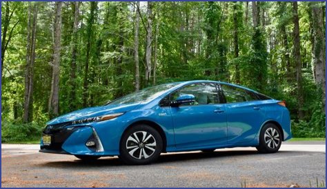 2019 Toyota Prius Prime Advanced Review: Serious Mileage